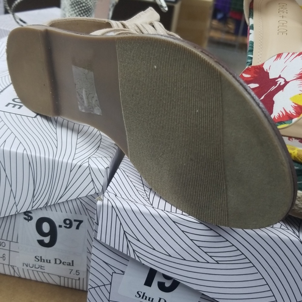 Sandals - Picture 2 of 2